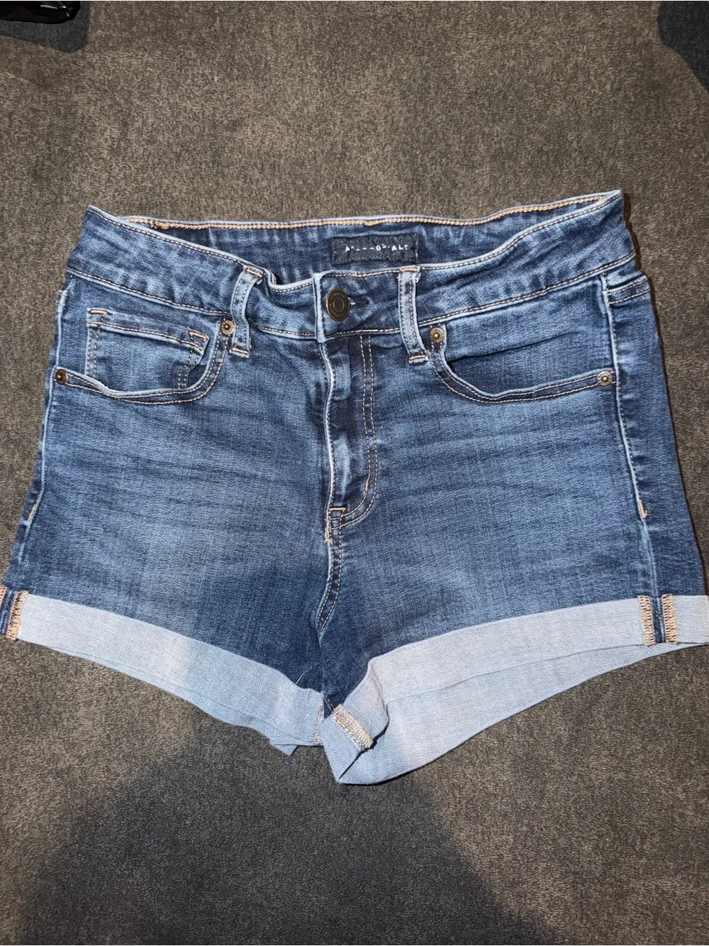 Aéropostale Cuffed Denim Midi Shorts Size 6 Stretch Long